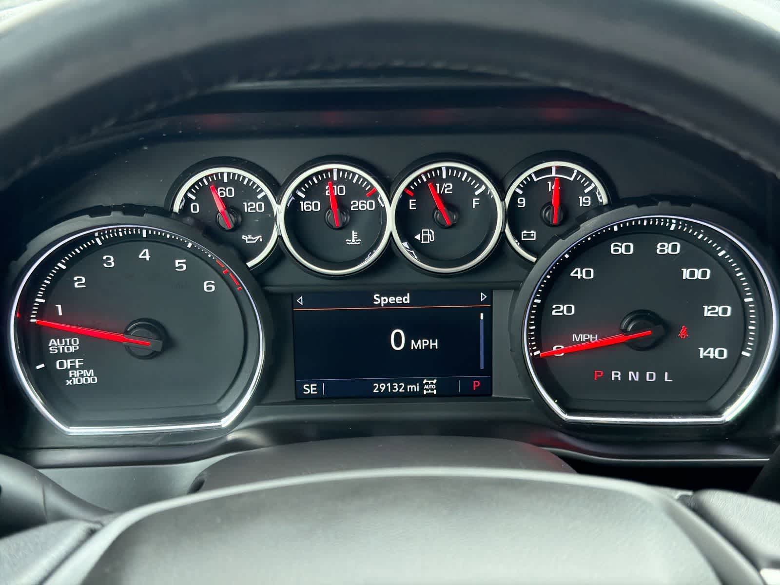 Thumbnail: 2021 Chevrolet Silverado 1500 - 33