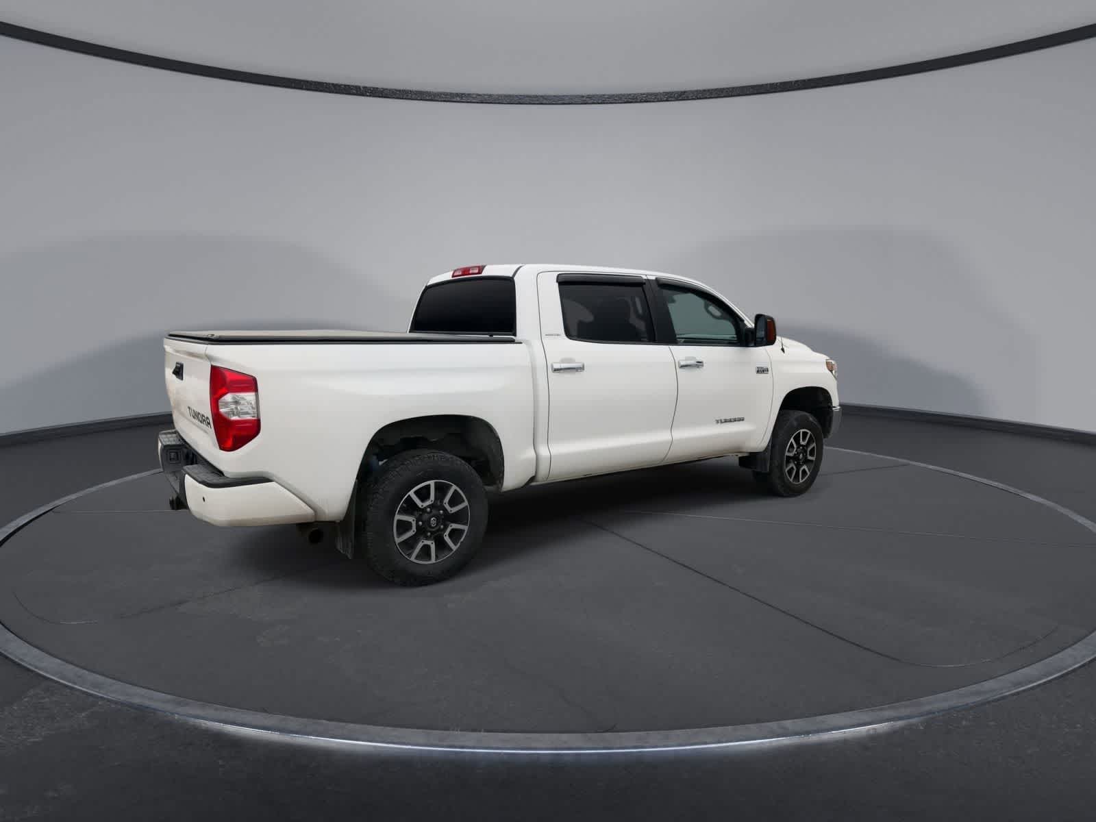 Thumbnail: 2019 Toyota Tundra - 8