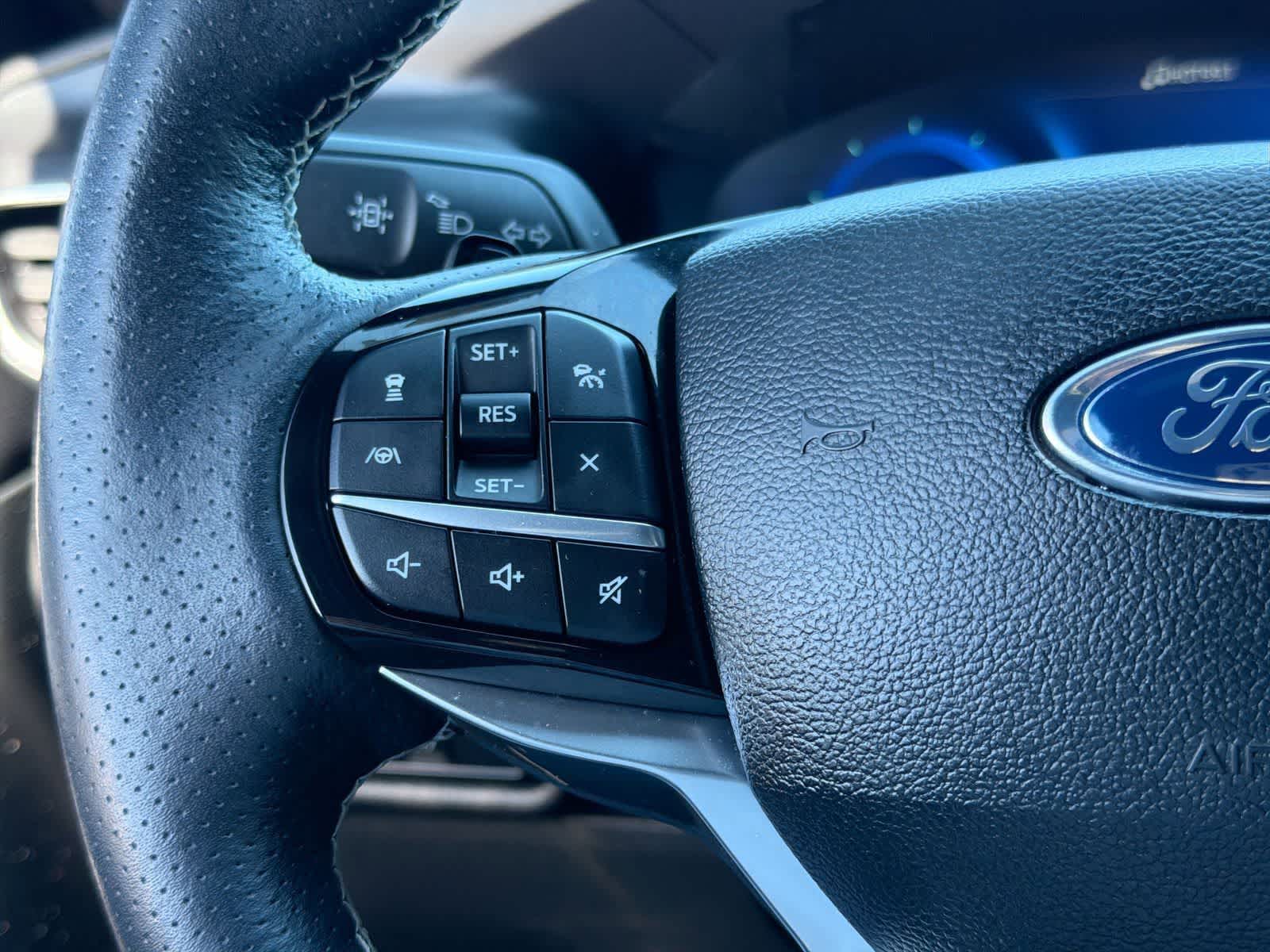 Thumbnail: 2024 Ford Explorer - 25