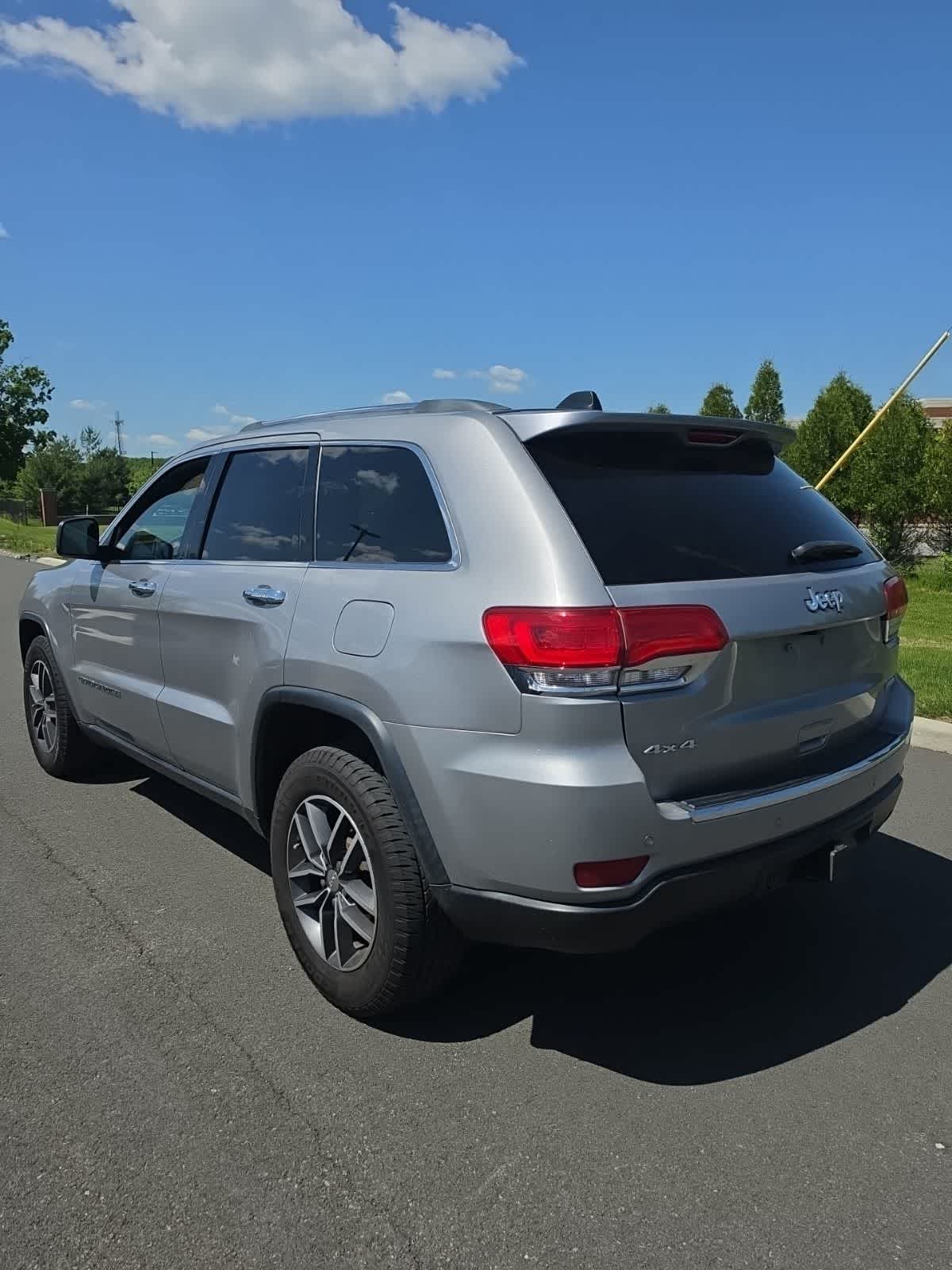 Thumbnail: 2018 Jeep Grand Cherokee - 2