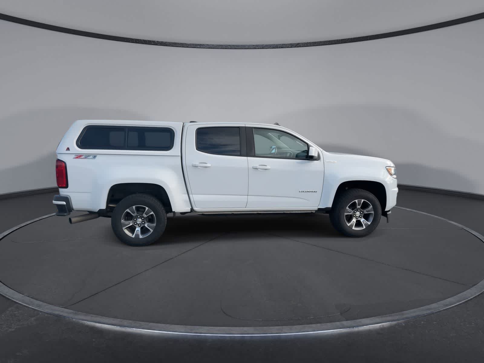 Thumbnail: 2020 Chevrolet Colorado - 9