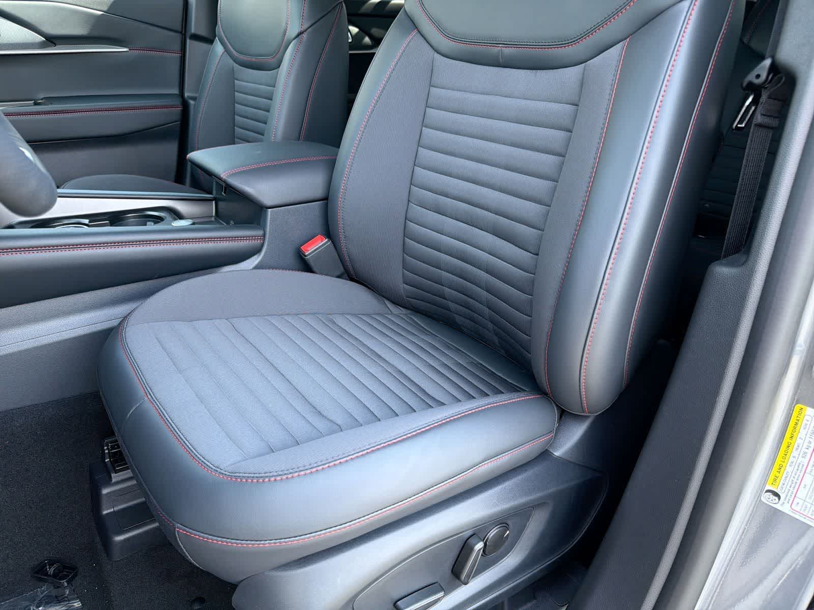 Thumbnail: 2026 Ford Explorer - 17