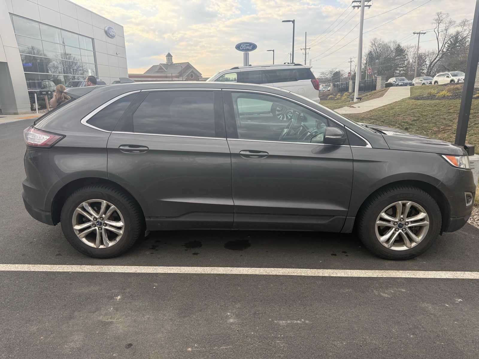 Thumbnail: 2015 Ford Edge - 5