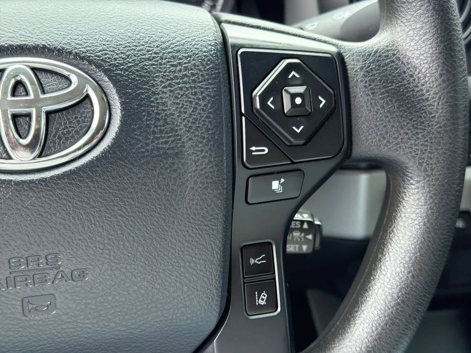Thumbnail: 2020 Toyota Tacoma - 24