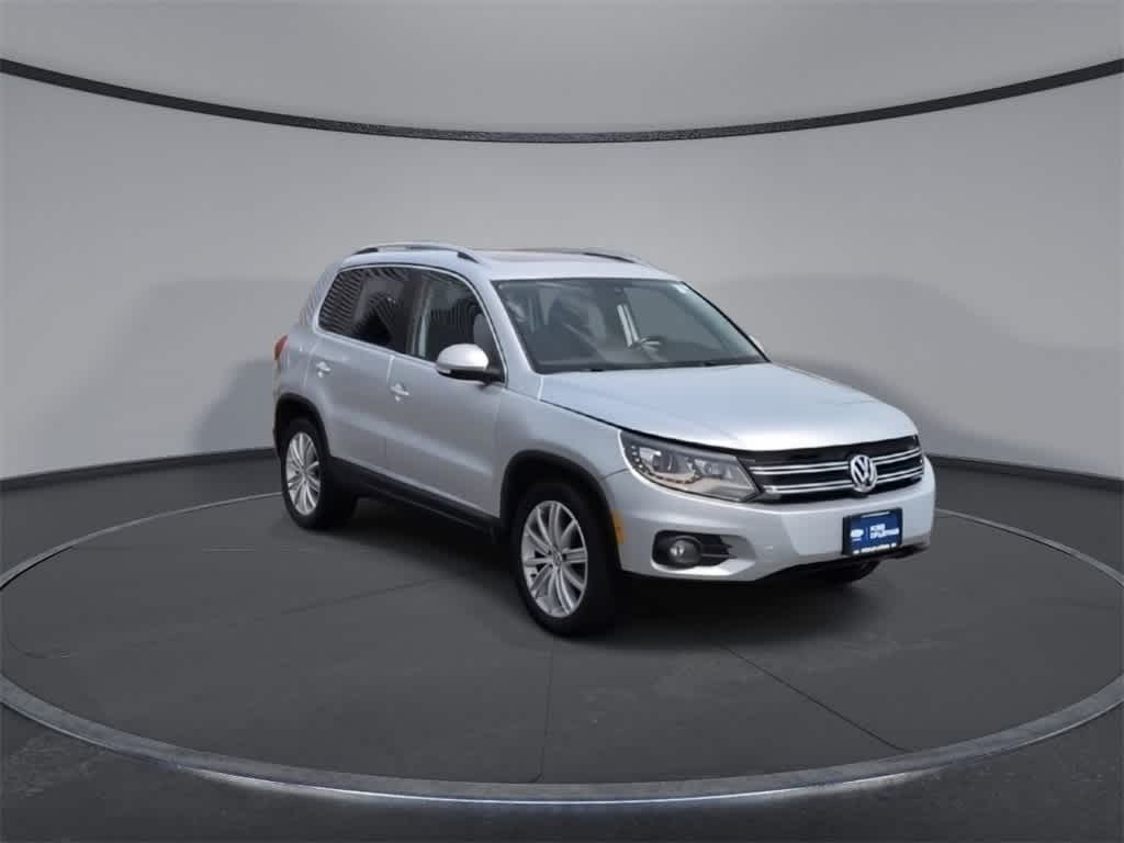 Thumbnail: 2016 Volkswagen Tiguan - 2