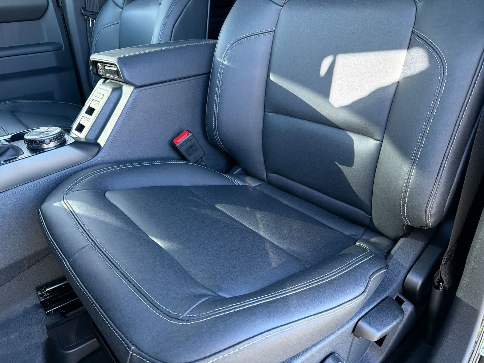 Thumbnail: 2025 Ford Bronco - 17