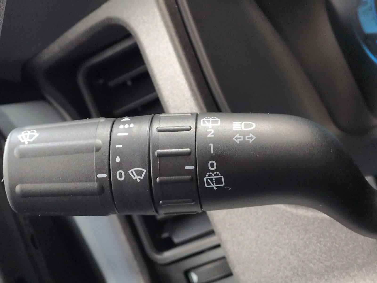 Thumbnail: 2025 Ford Bronco - 28