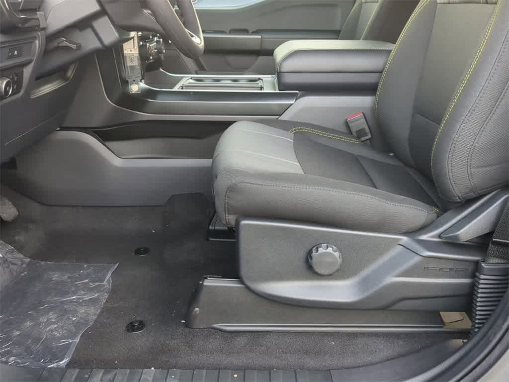 2025 Ford F-150 STX 17