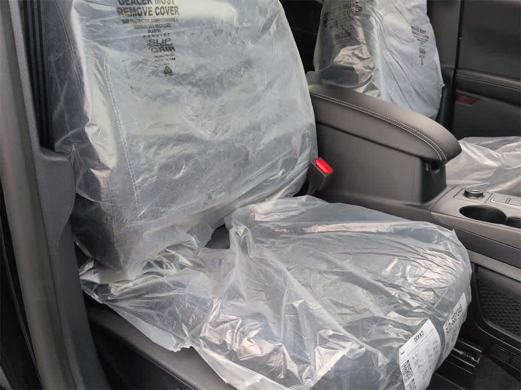 Thumbnail: 2025 Ford Bronco Sport - 22