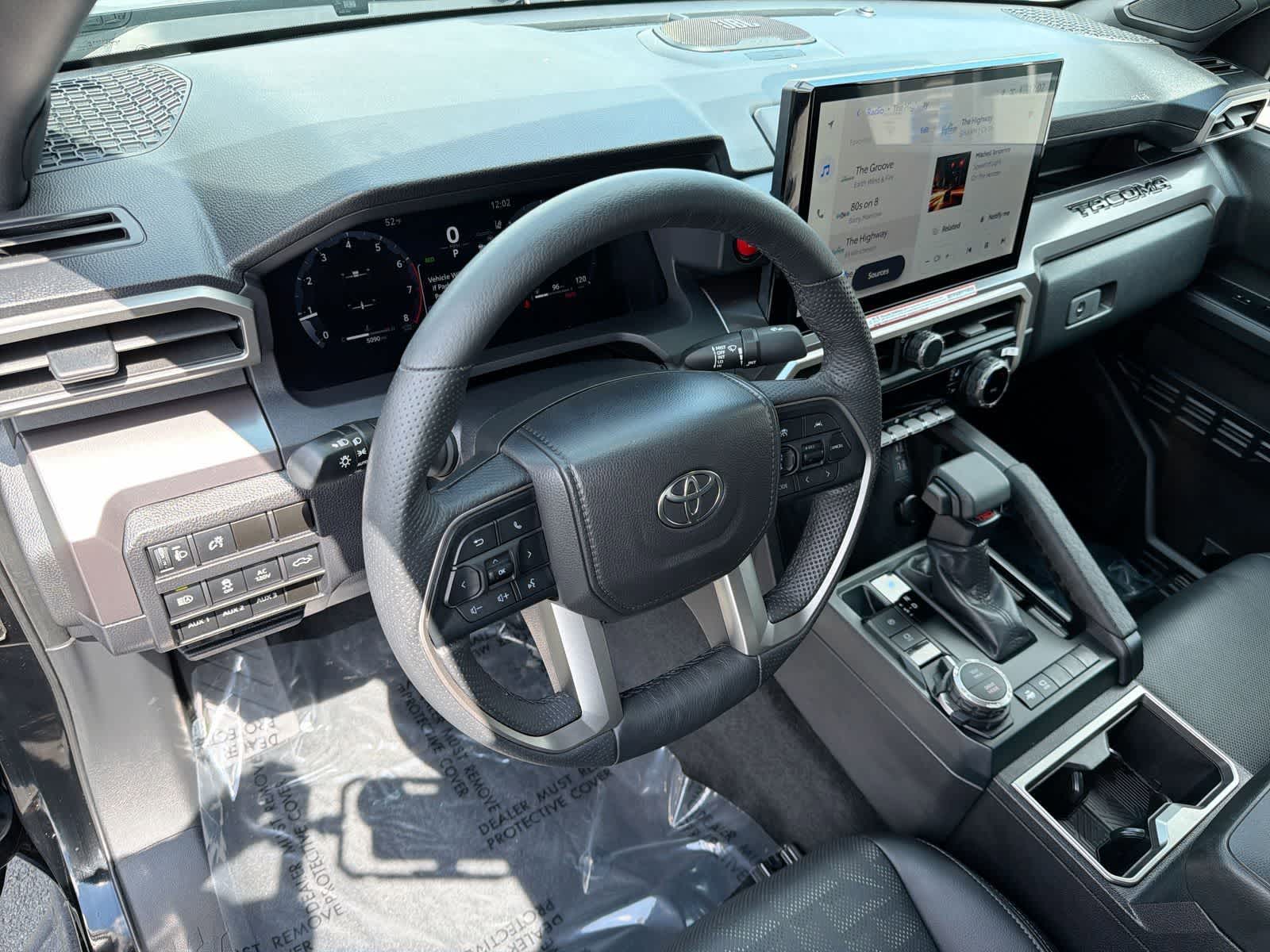 Thumbnail: 2025 Toyota Tacoma - 10