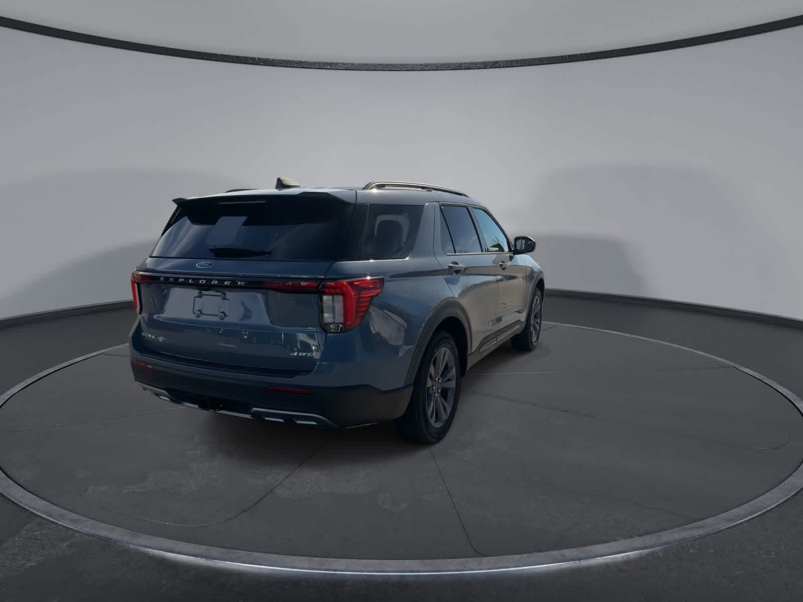 Thumbnail: 2026 Ford Explorer - 8