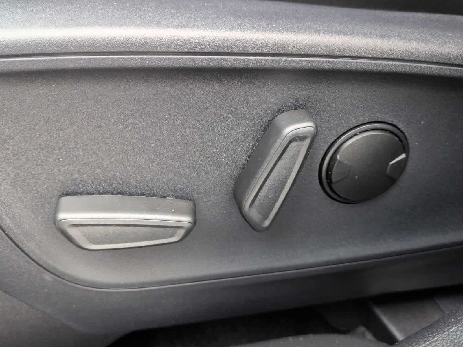 Thumbnail: 2025 Ford Bronco Sport - 18