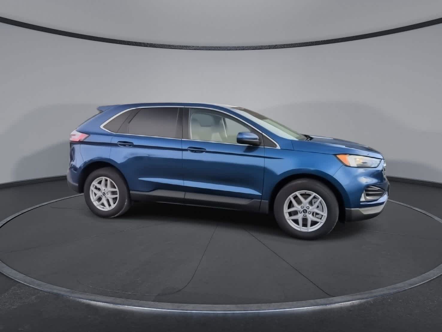 Thumbnail: 2022 Ford Edge - 9
