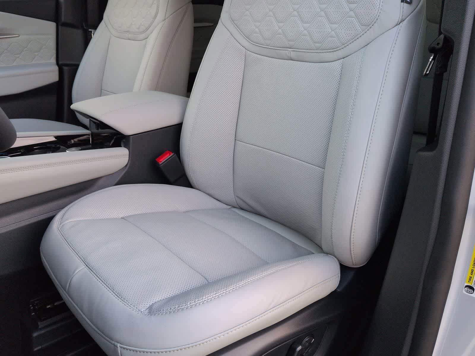 Thumbnail: 2026 Ford Explorer - 17