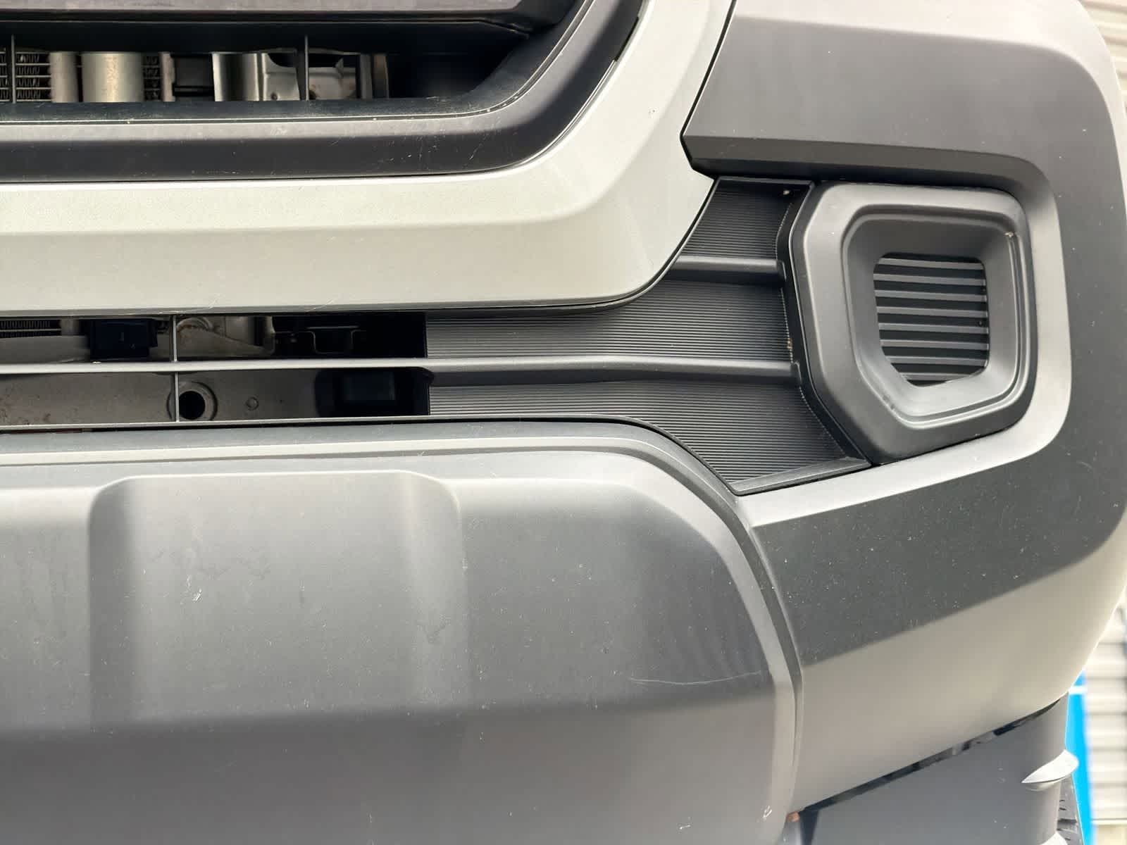 Thumbnail: 2020 Toyota Tacoma - 11