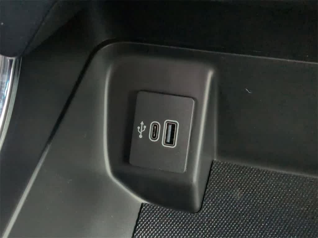 Thumbnail: 2025 Ford F-150 - 32