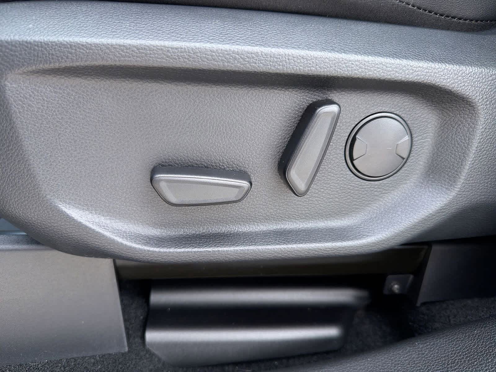 Thumbnail: 2025 Ford Ranger - 18