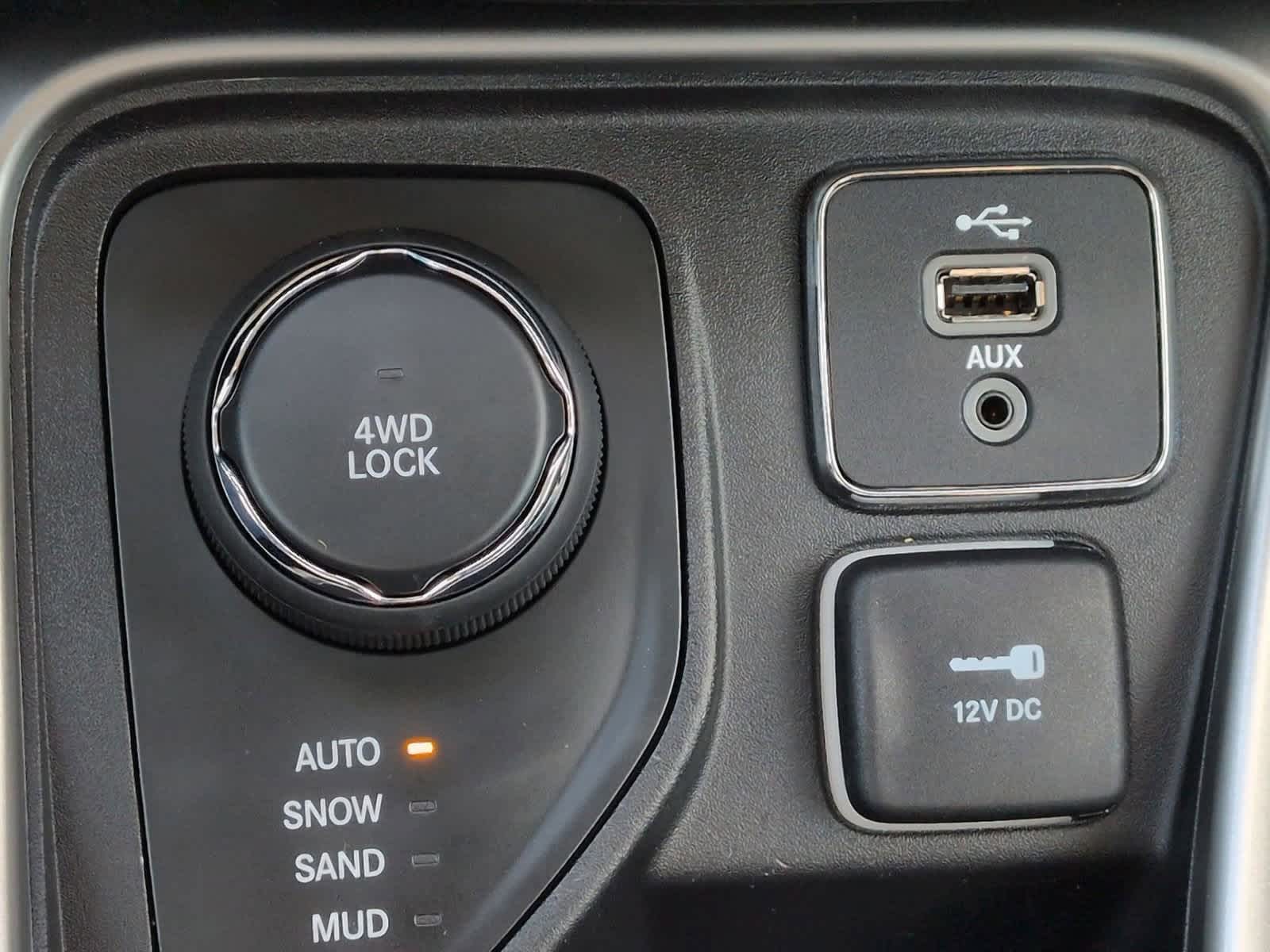 Thumbnail: 2018 Jeep Compass - 31