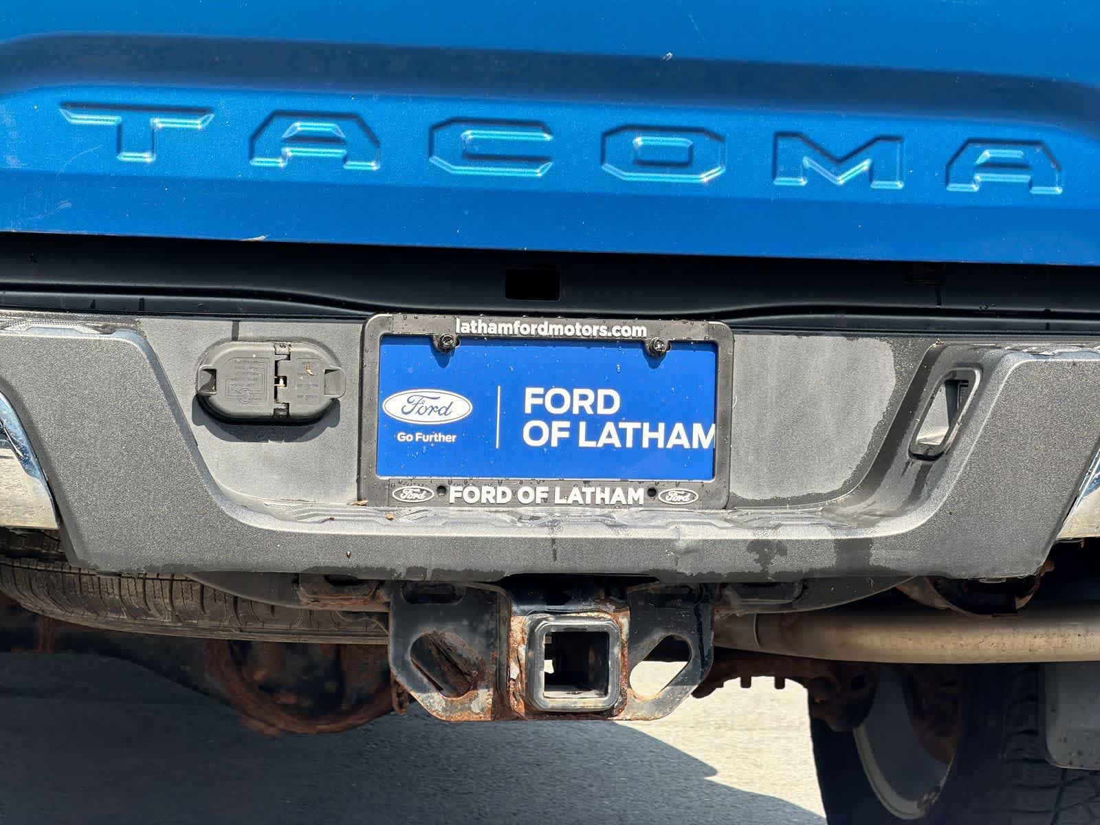 Thumbnail: 2018 Toyota Tacoma - 35