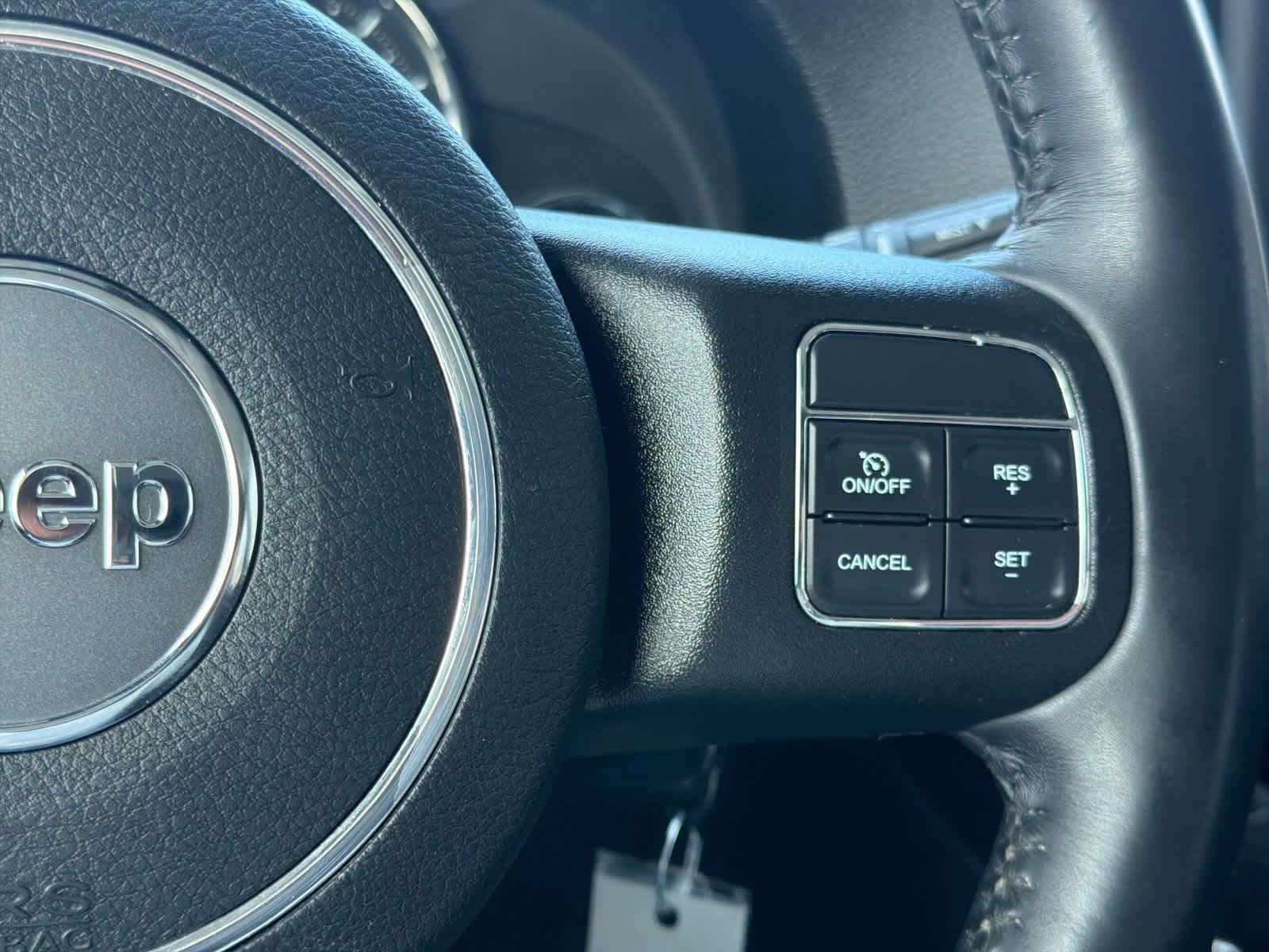 Thumbnail: 2016 Jeep Wrangler - 26