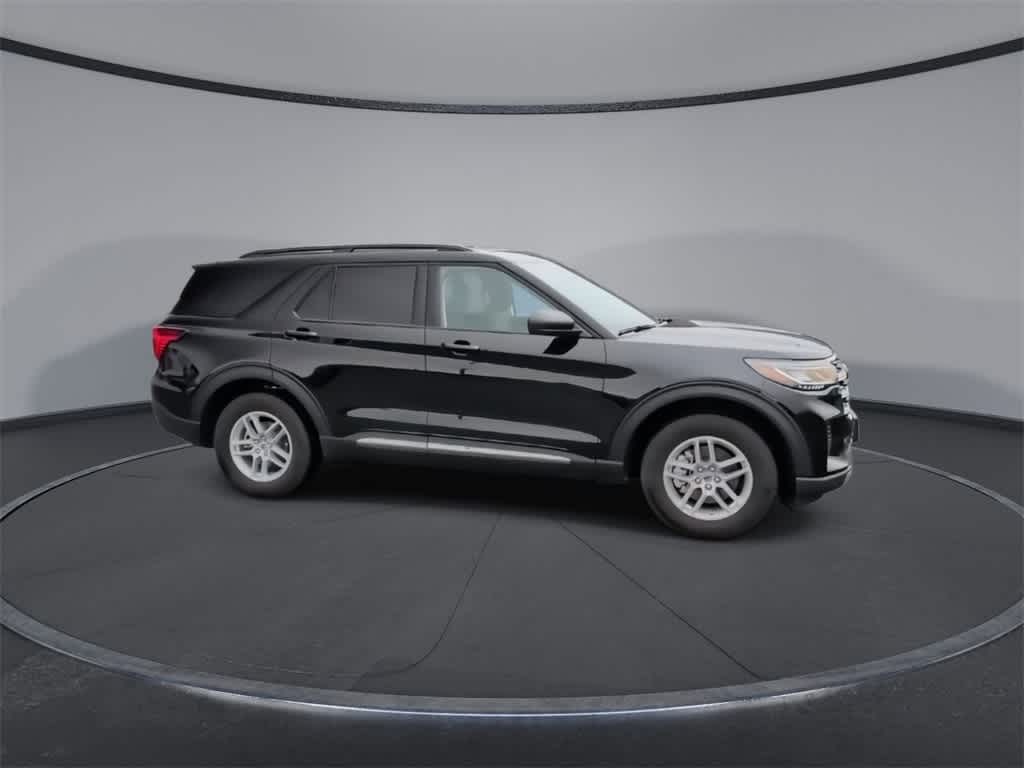 Thumbnail: 2025 Ford Explorer - 9