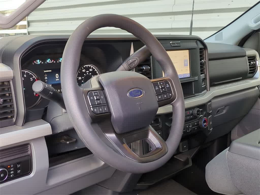 Thumbnail: 2025 Ford F-350 - 10