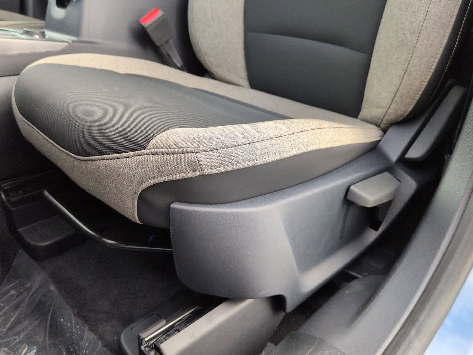 Thumbnail: 2025 Ford Bronco Sport - 18