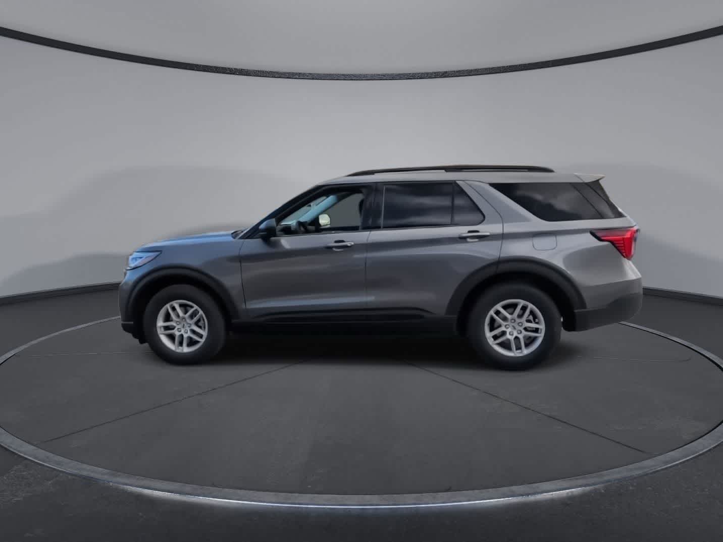 Thumbnail: 2026 Ford Explorer - 5