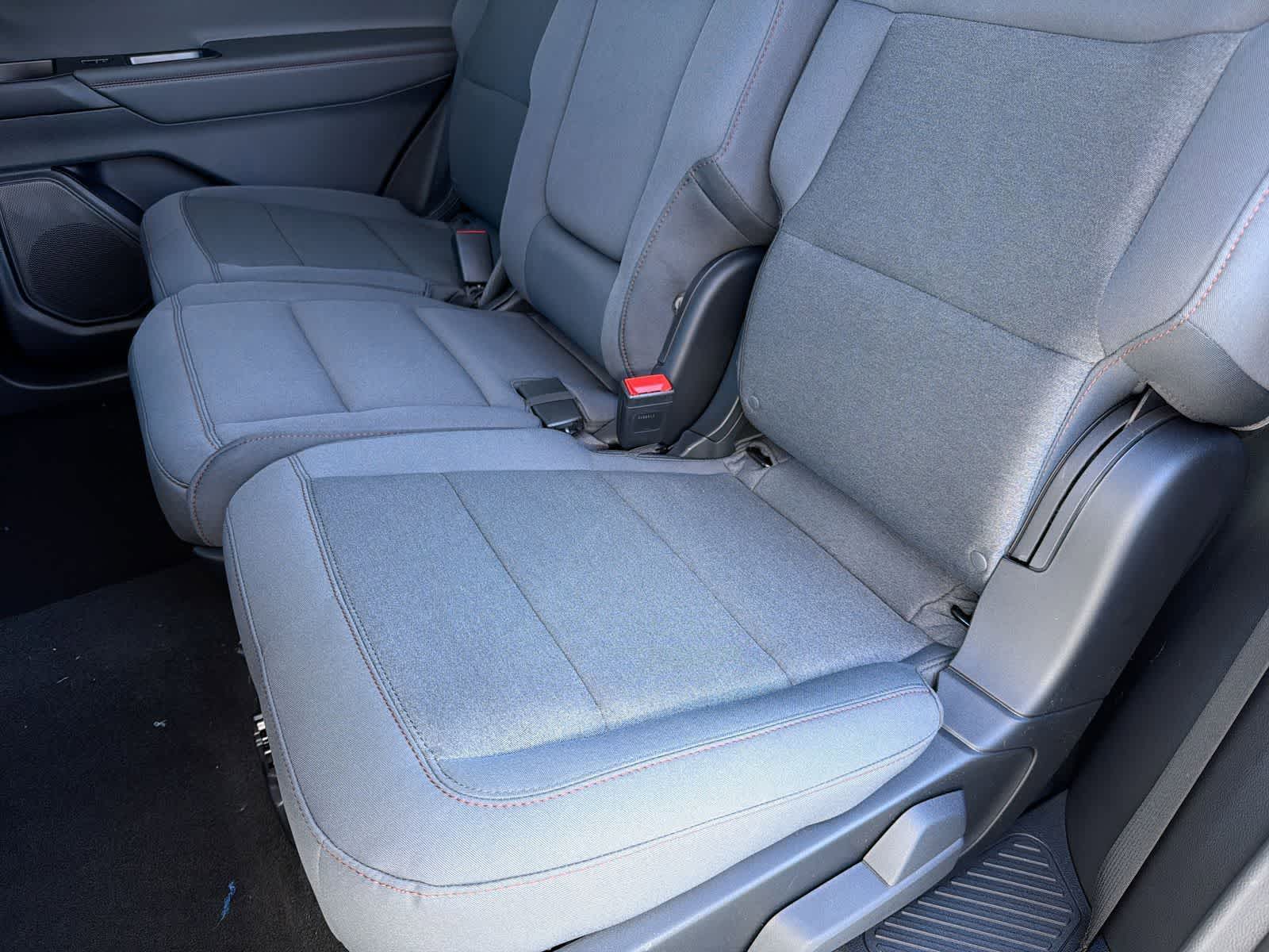 Thumbnail: 2026 Ford Explorer - 20