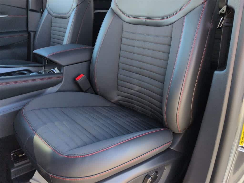 Thumbnail: 2026 Ford Explorer - 17