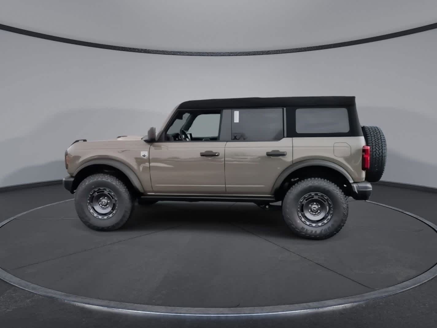 Thumbnail: 2025 Ford Bronco - 5