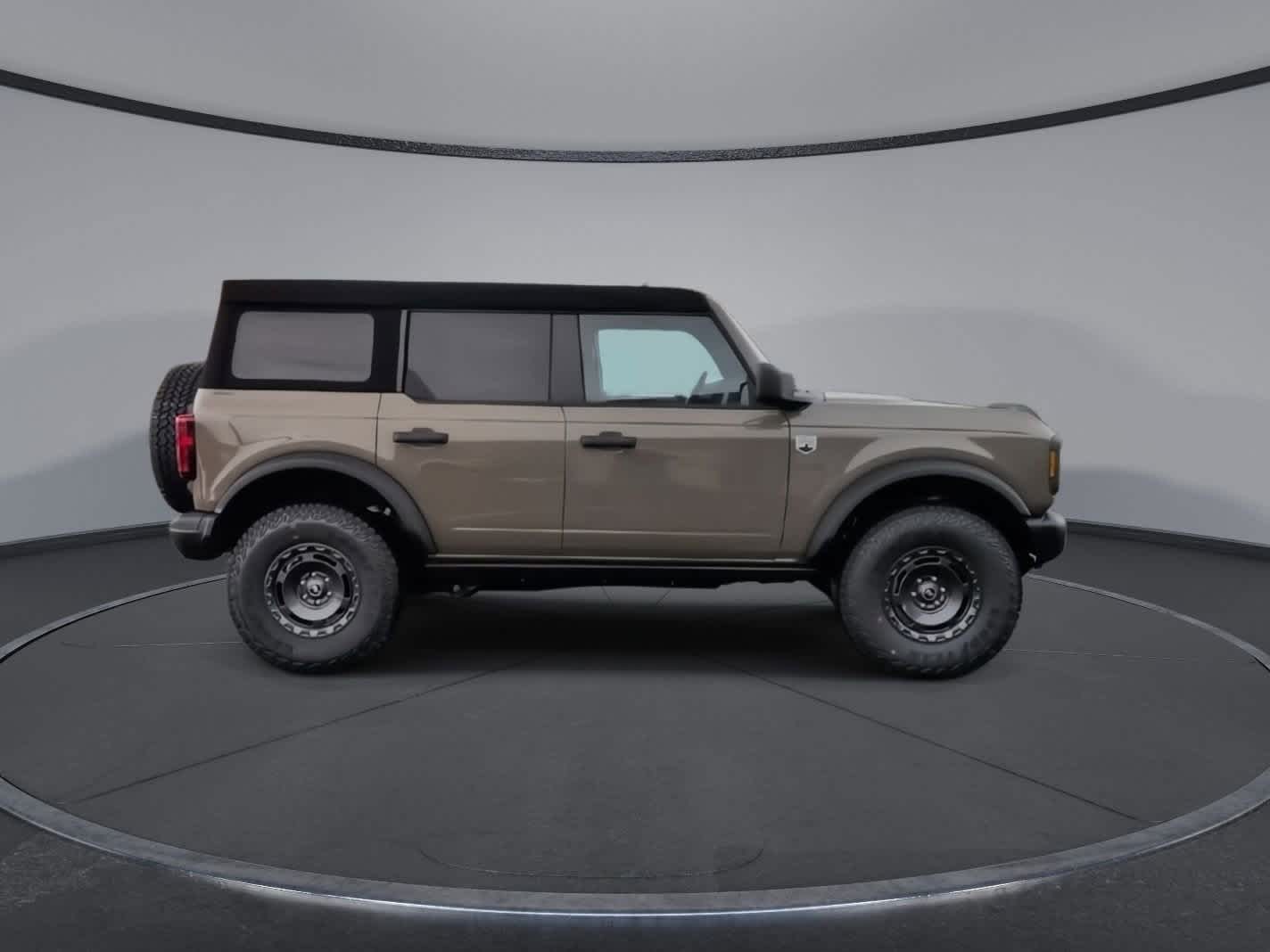 Thumbnail: 2025 Ford Bronco - 9