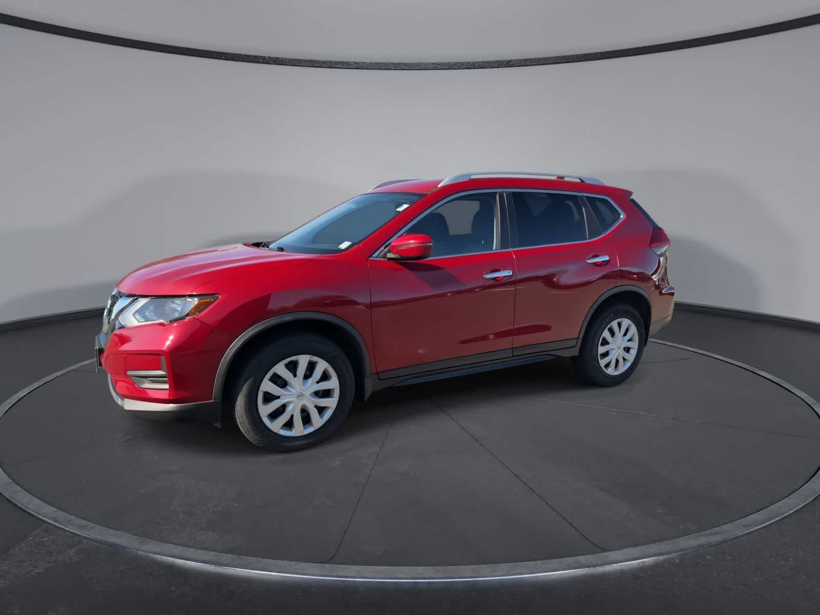 Thumbnail: 2017 Nissan Rogue - 4