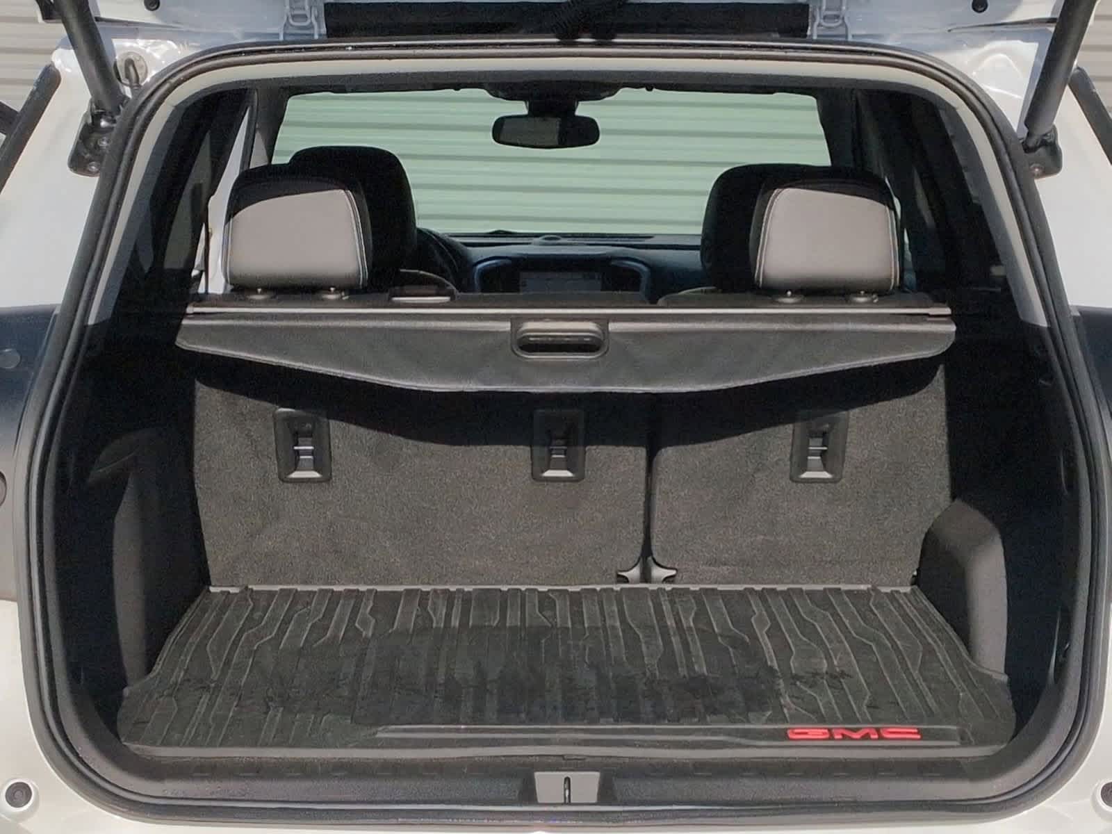 Thumbnail: 2022 GMC Terrain - 35