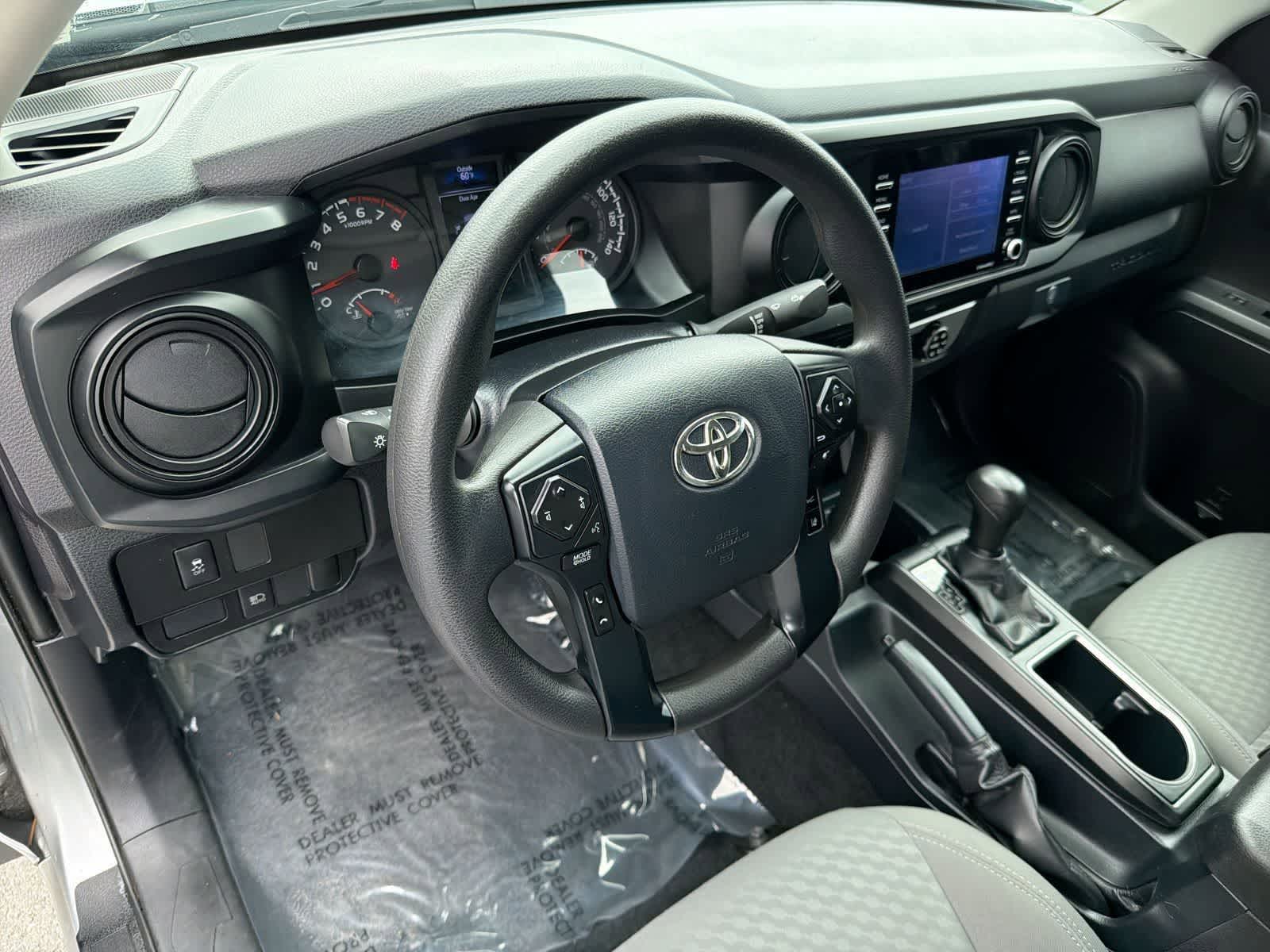 Thumbnail: 2020 Toyota Tacoma - 10