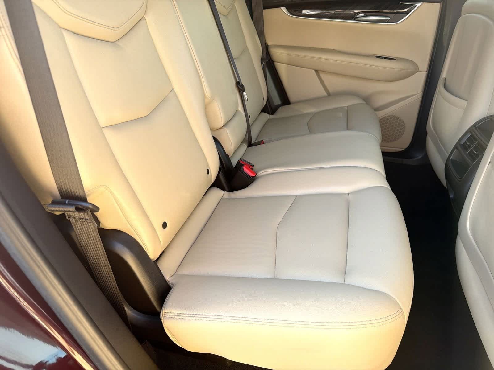 Thumbnail: 2018 Cadillac XT5 - 21