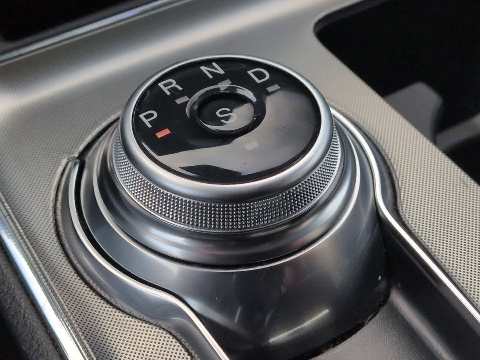 Thumbnail: 2022 Ford Edge - 34