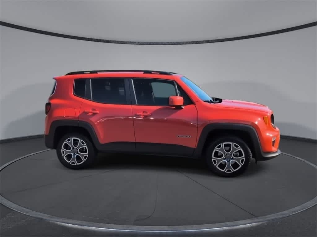 Thumbnail: 2021 Jeep Renegade - 9