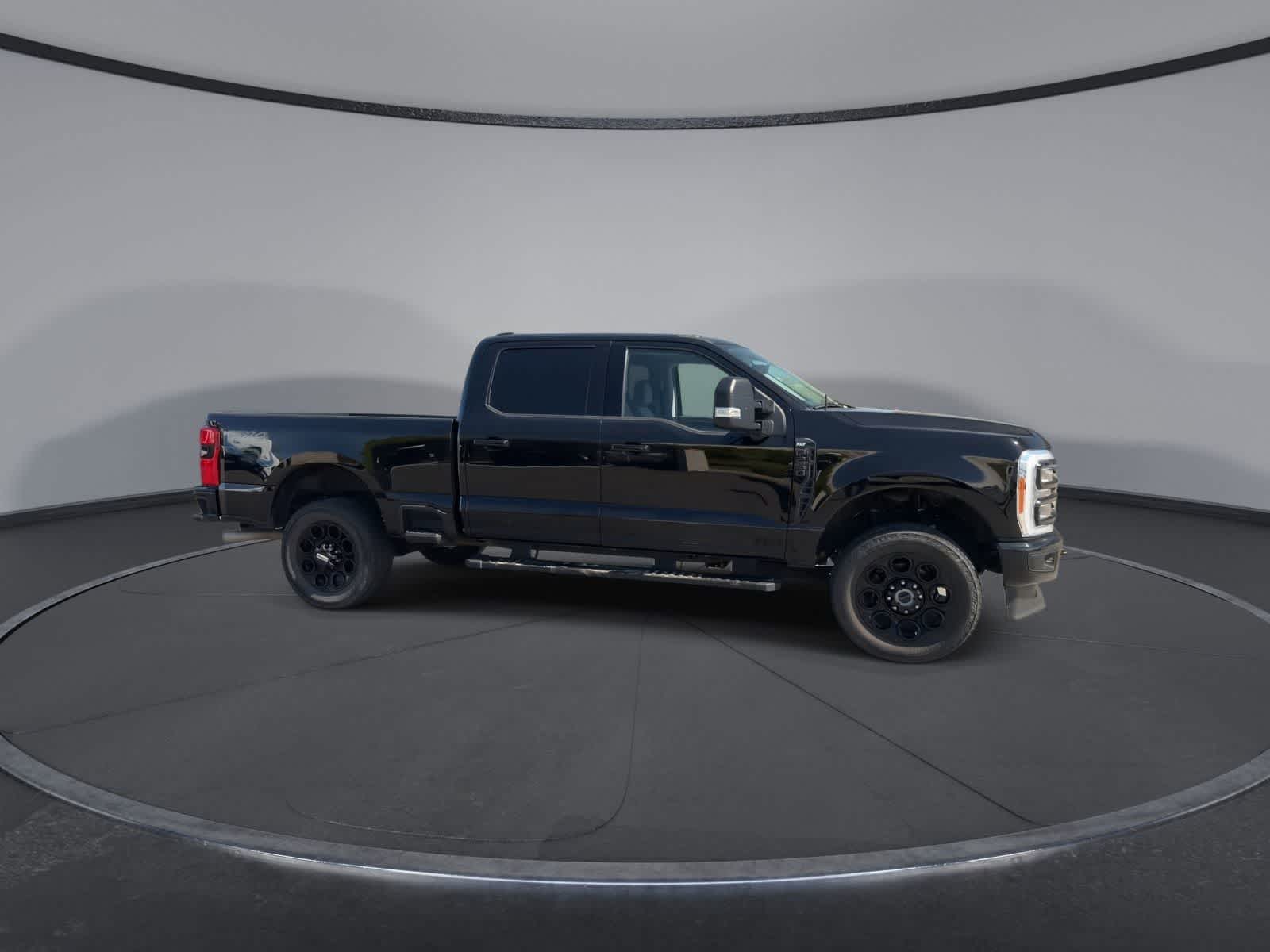 Thumbnail: 2023 Ford F-250 - 9