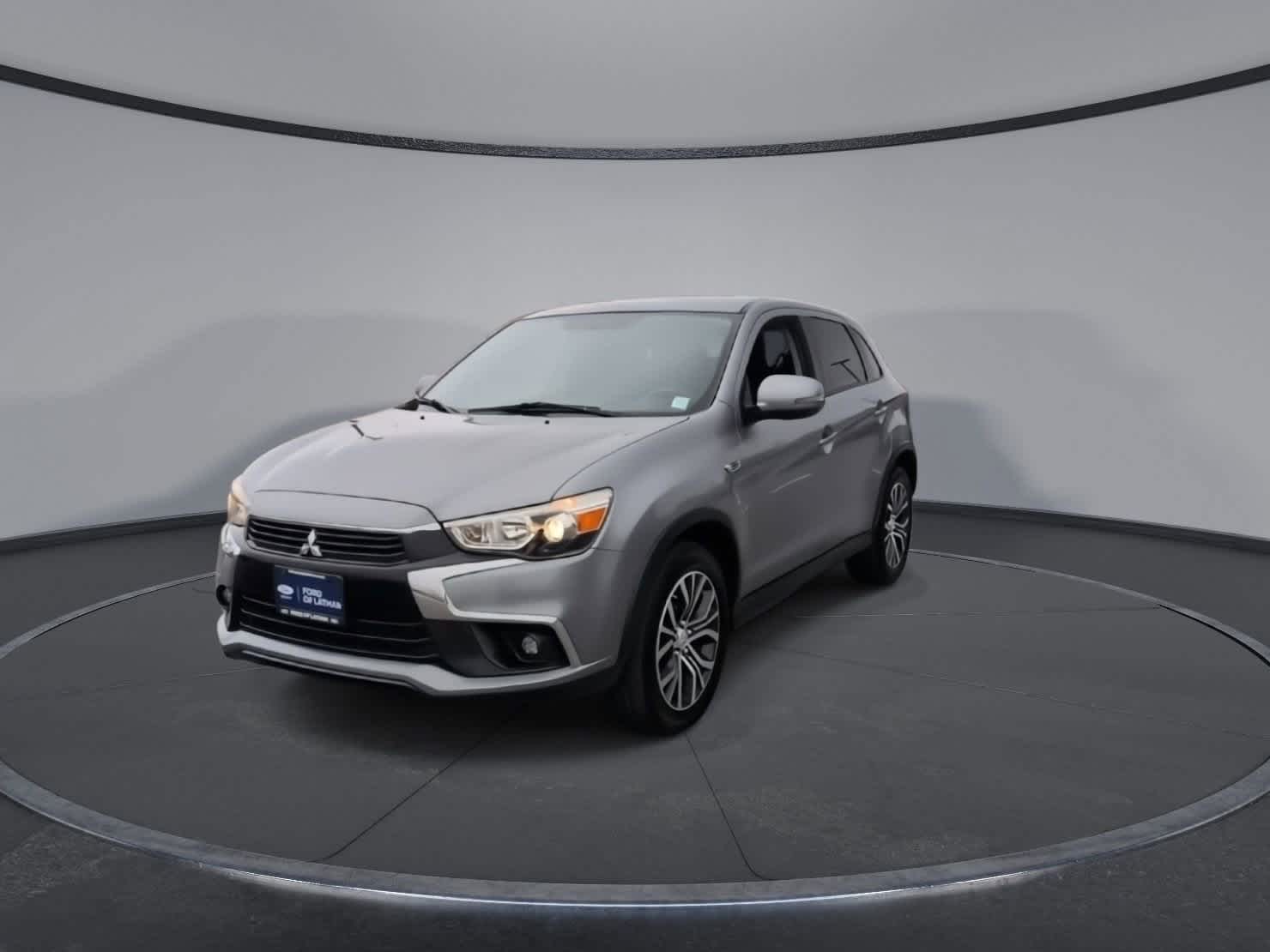 Thumbnail: 2016 Mitsubishi Outlander Sport - 3