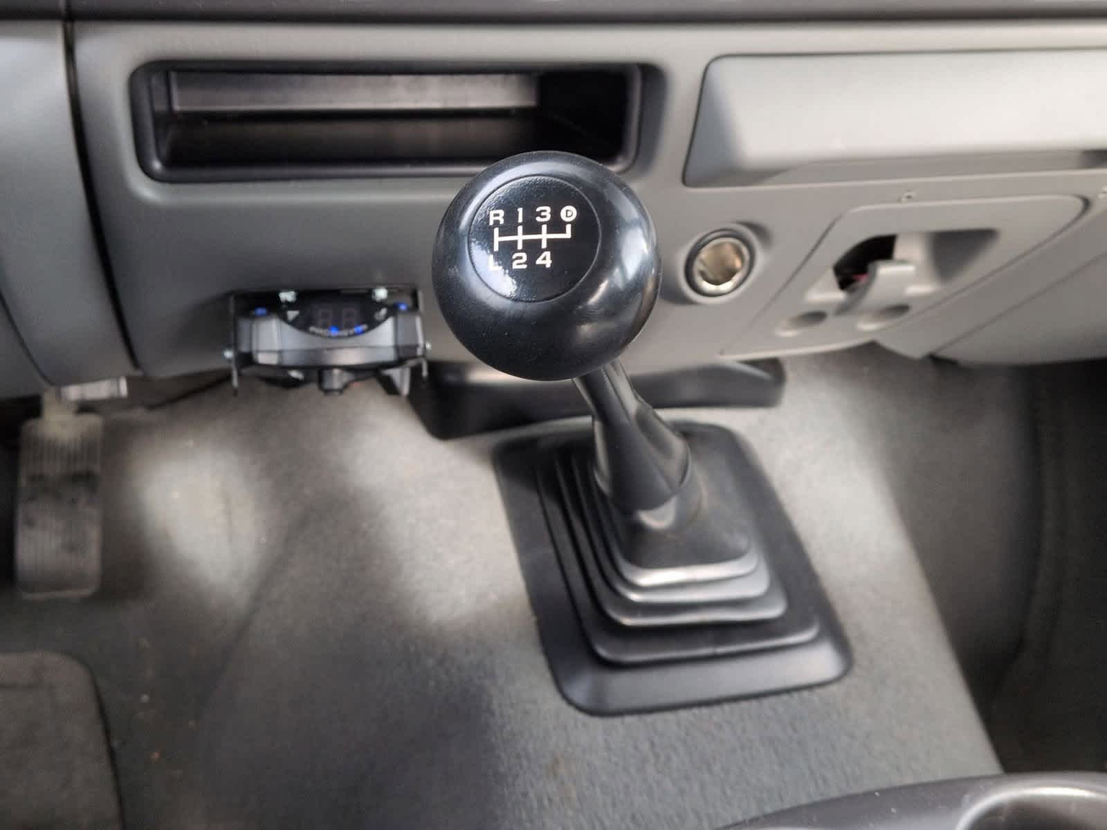 Thumbnail: 2007 Ford F-350 - 32