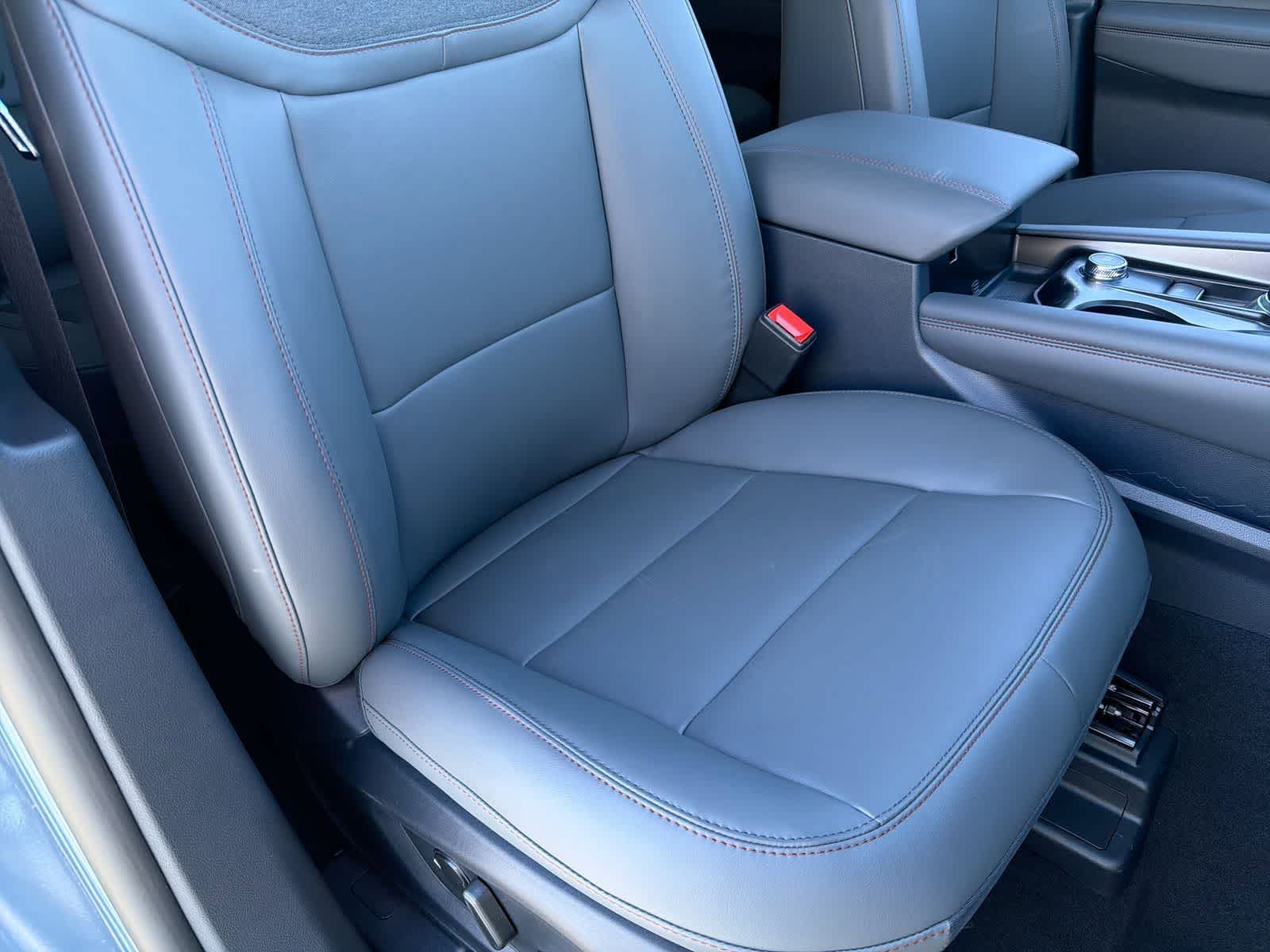 Thumbnail: 2026 Ford Explorer - 24