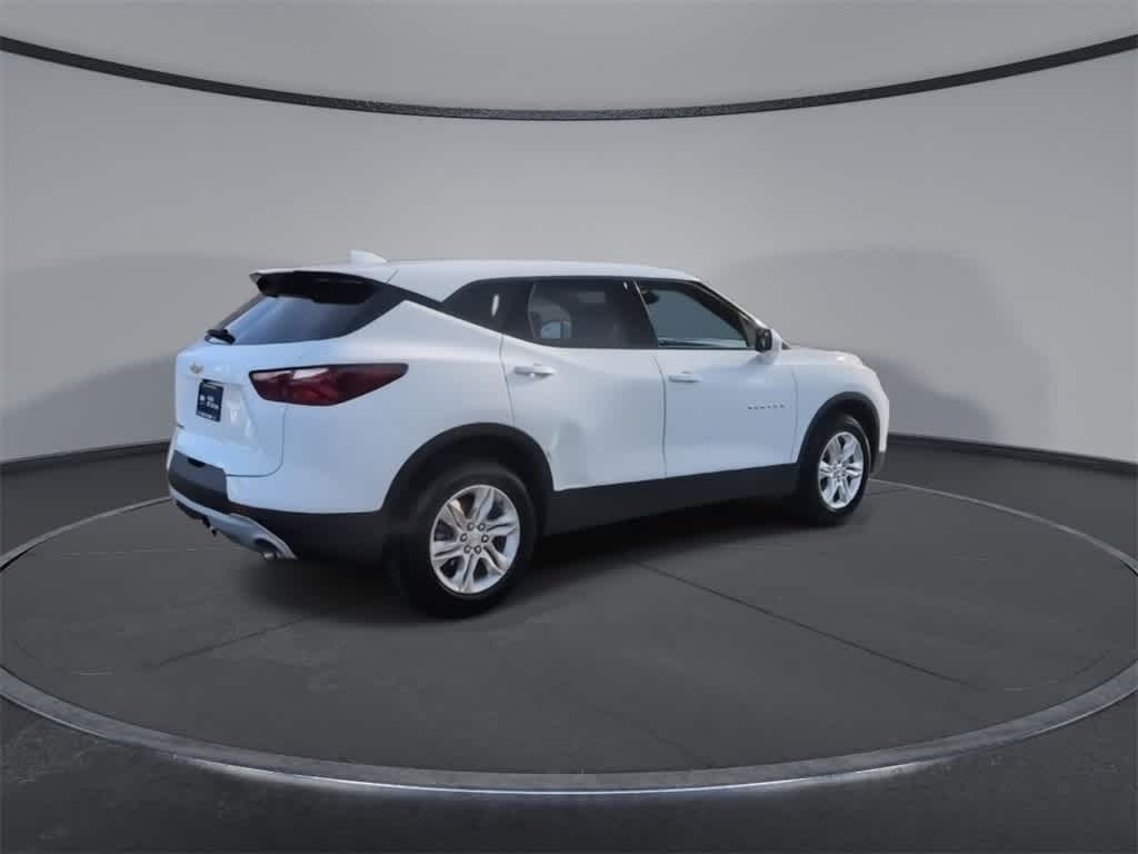 Thumbnail: 2022 Chevrolet Blazer - 8