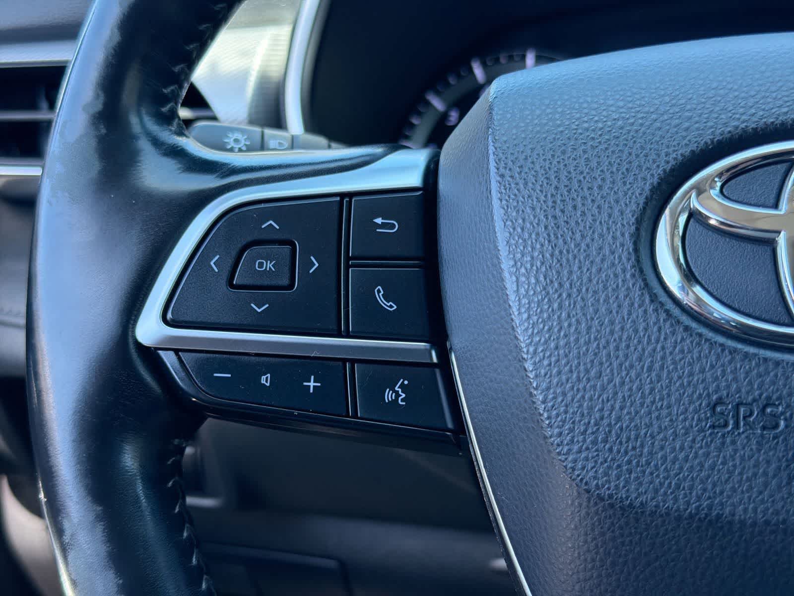 Thumbnail: 2020 Toyota Highlander - 17