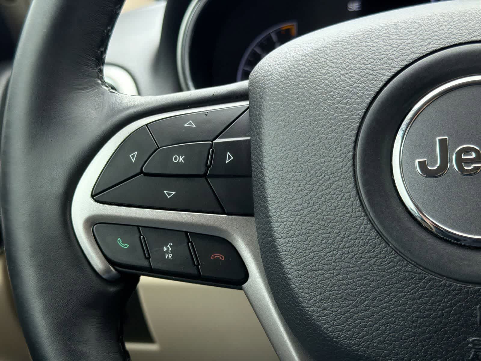 Thumbnail: 2020 Jeep Grand Cherokee - 25