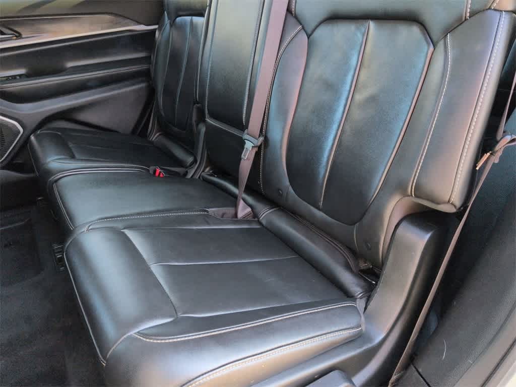 Thumbnail: 2022 Jeep Grand Cherokee - 20