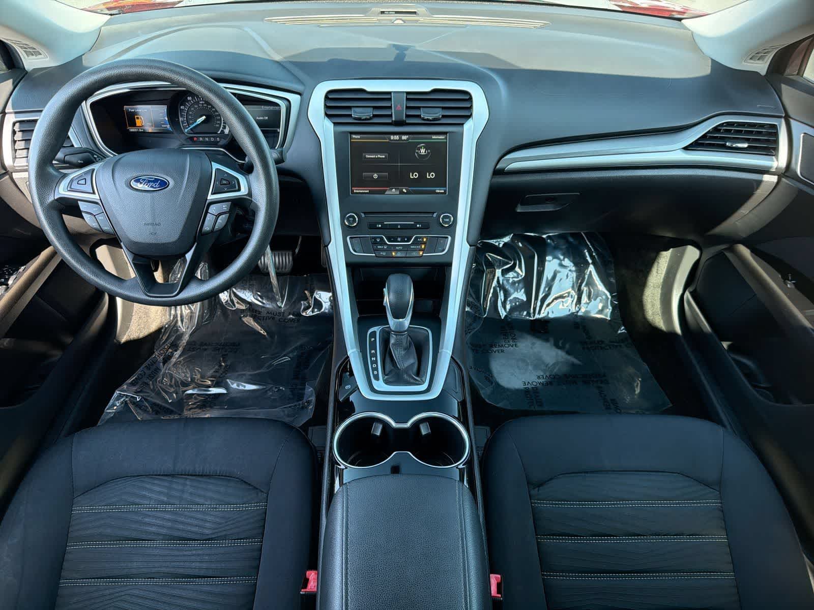 Thumbnail: 2016 Ford Fusion - 15