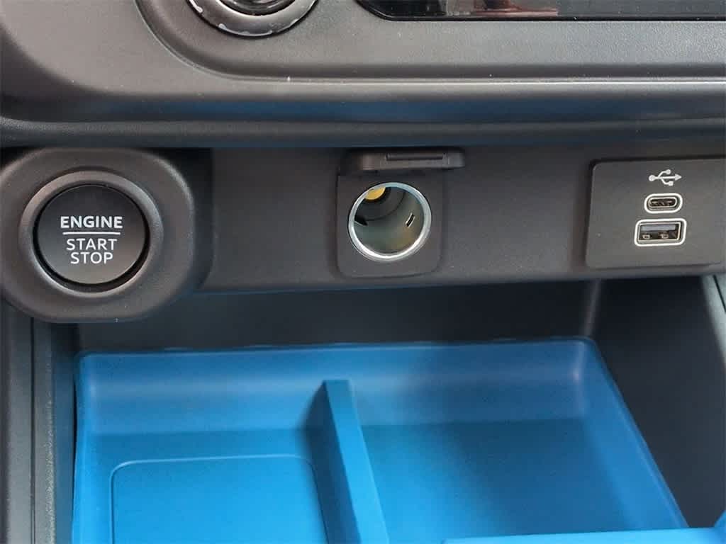 Thumbnail: 2025 Ford Maverick - 31