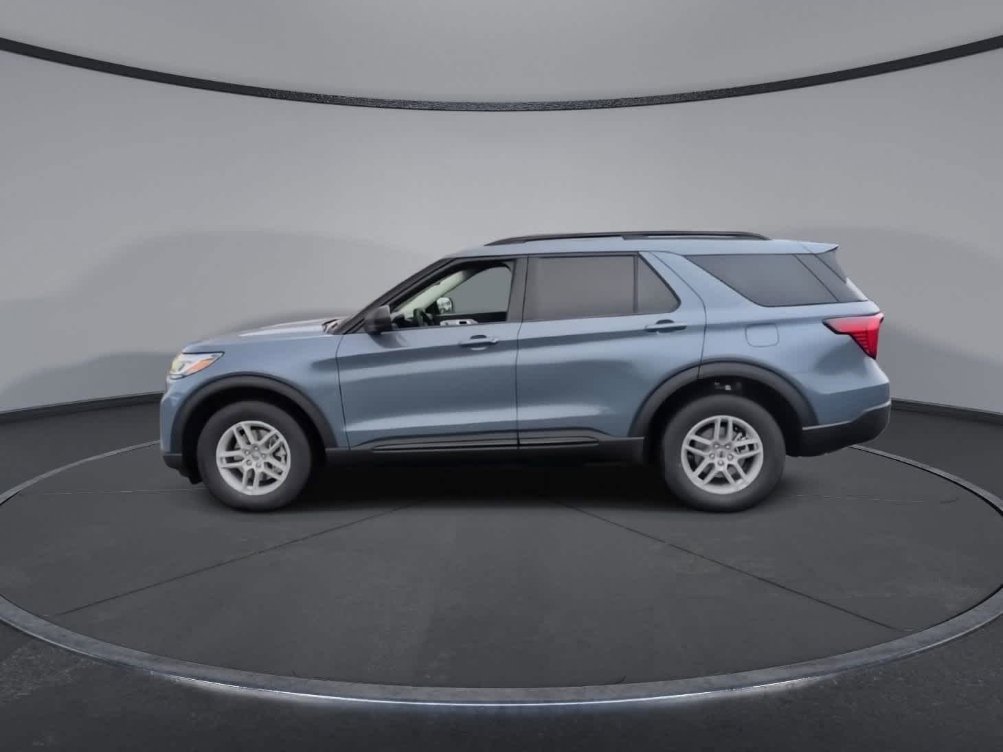 Thumbnail: 2026 Ford Explorer - 5