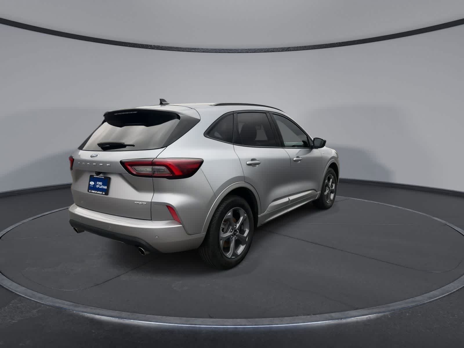 Thumbnail: 2023 Ford Escape - 8